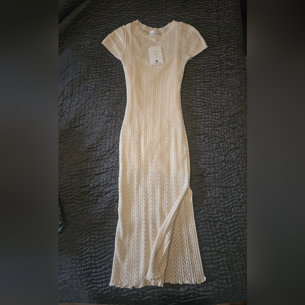 NWT Sleeved Maxi Sundress XS